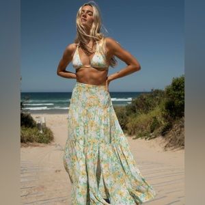 Billabong Soft Rave Skirt - Size S NWT